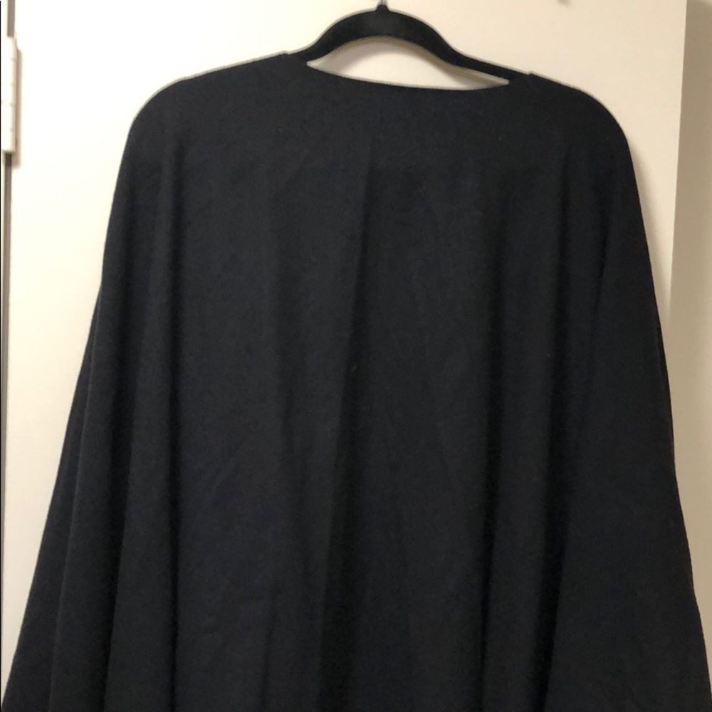 SOLD!!! PENDLETON 100% Wool Fringed Wrap - Picture 4 of 5